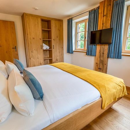 Graf Chiemo Suites - Direkt Am Chiemsee Mit Separatem Seezugang Chieming Ngoại thất bức ảnh