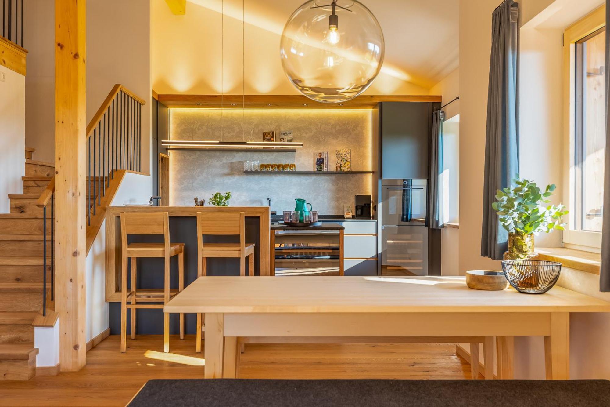 Graf Chiemo Suites - Direkt Am Chiemsee Mit Separatem Seezugang Chieming Ngoại thất bức ảnh