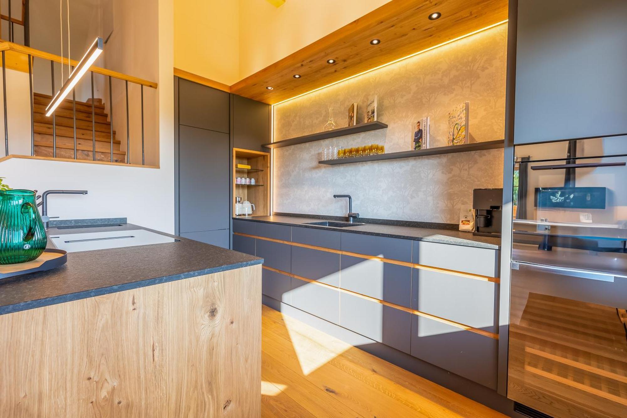 Graf Chiemo Suites - Direkt Am Chiemsee Mit Separatem Seezugang Chieming Ngoại thất bức ảnh