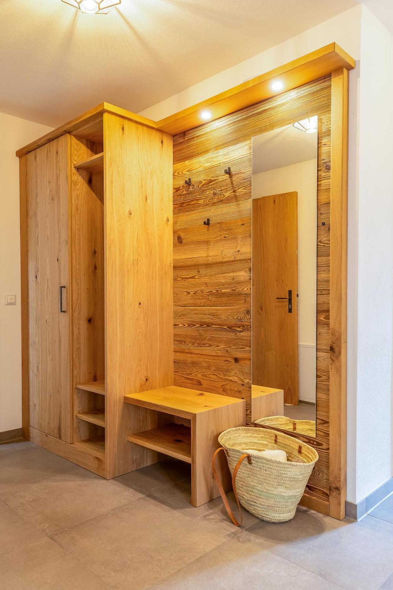 Graf Chiemo Suites - Direkt Am Chiemsee Mit Separatem Seezugang Chieming Ngoại thất bức ảnh