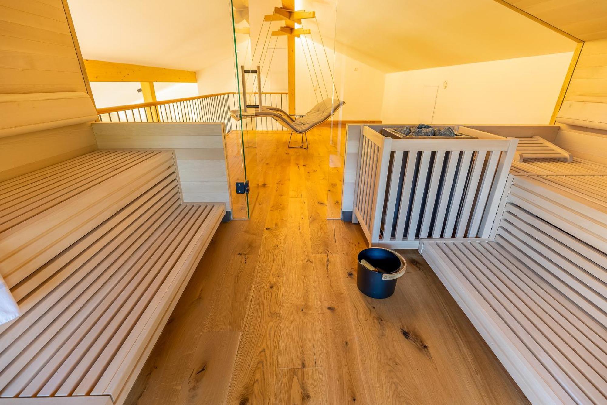 Graf Chiemo Suites - Direkt Am Chiemsee Mit Separatem Seezugang Chieming Ngoại thất bức ảnh